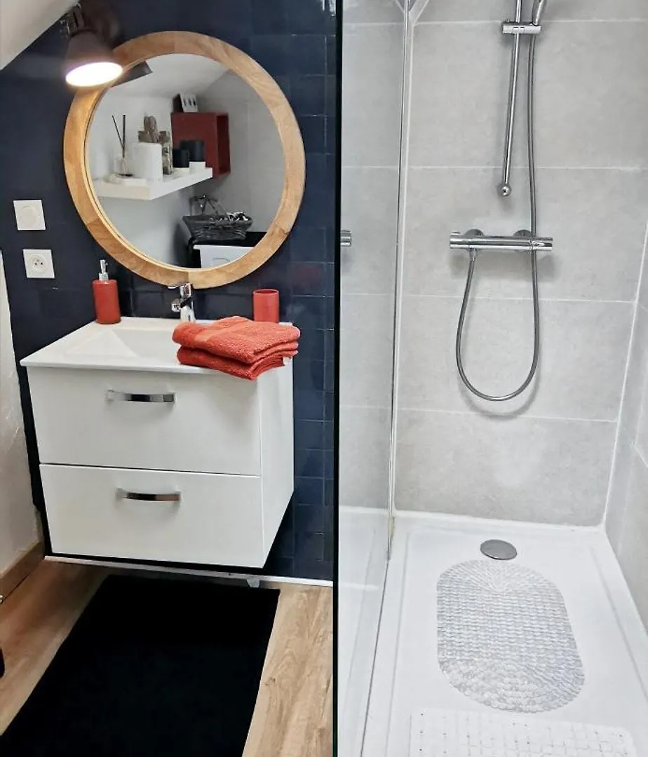 Bleu - Eden - Appartement Moderne En Hypercentre Vichy