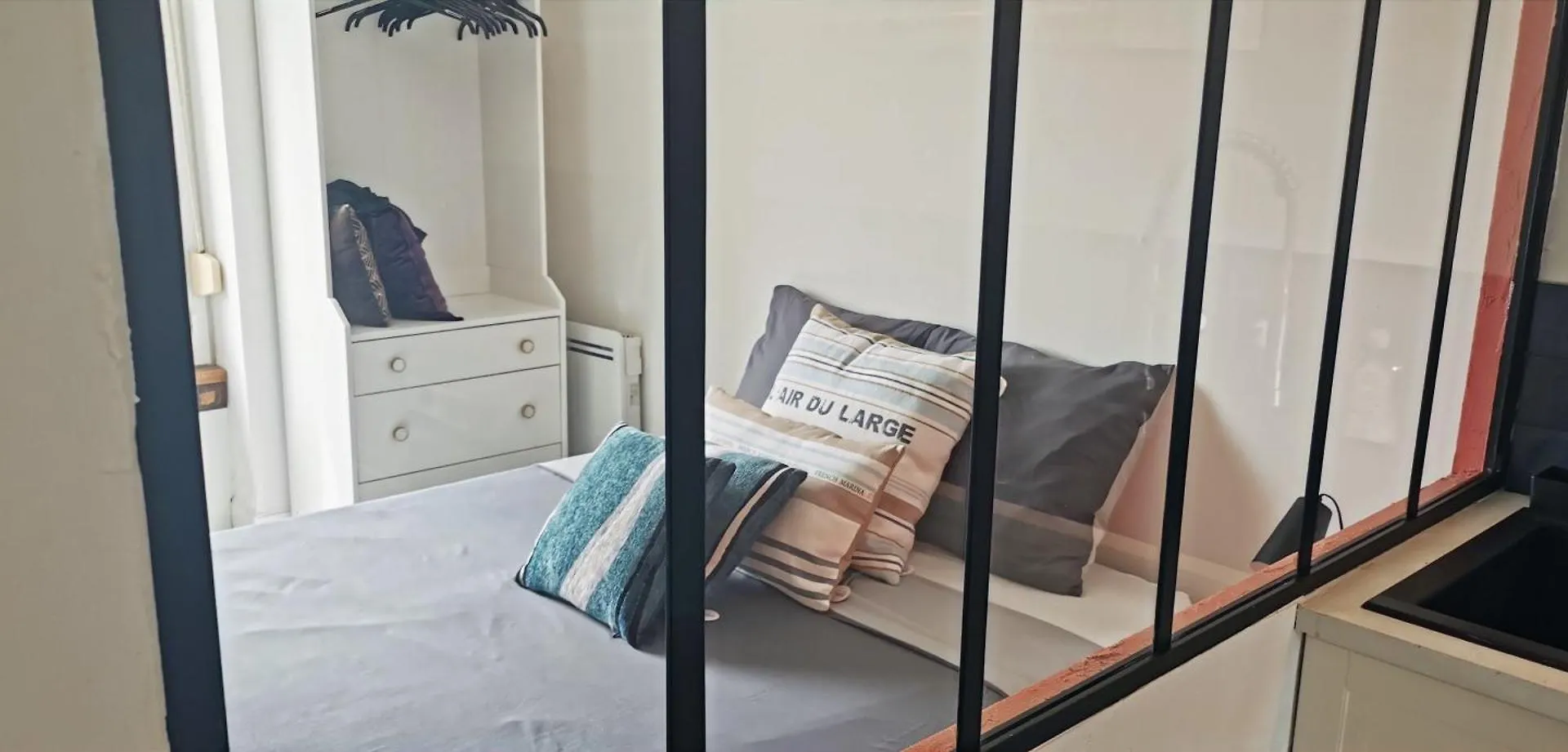 Bleu - Eden - Appartement Moderne En Hypercentre Vichy